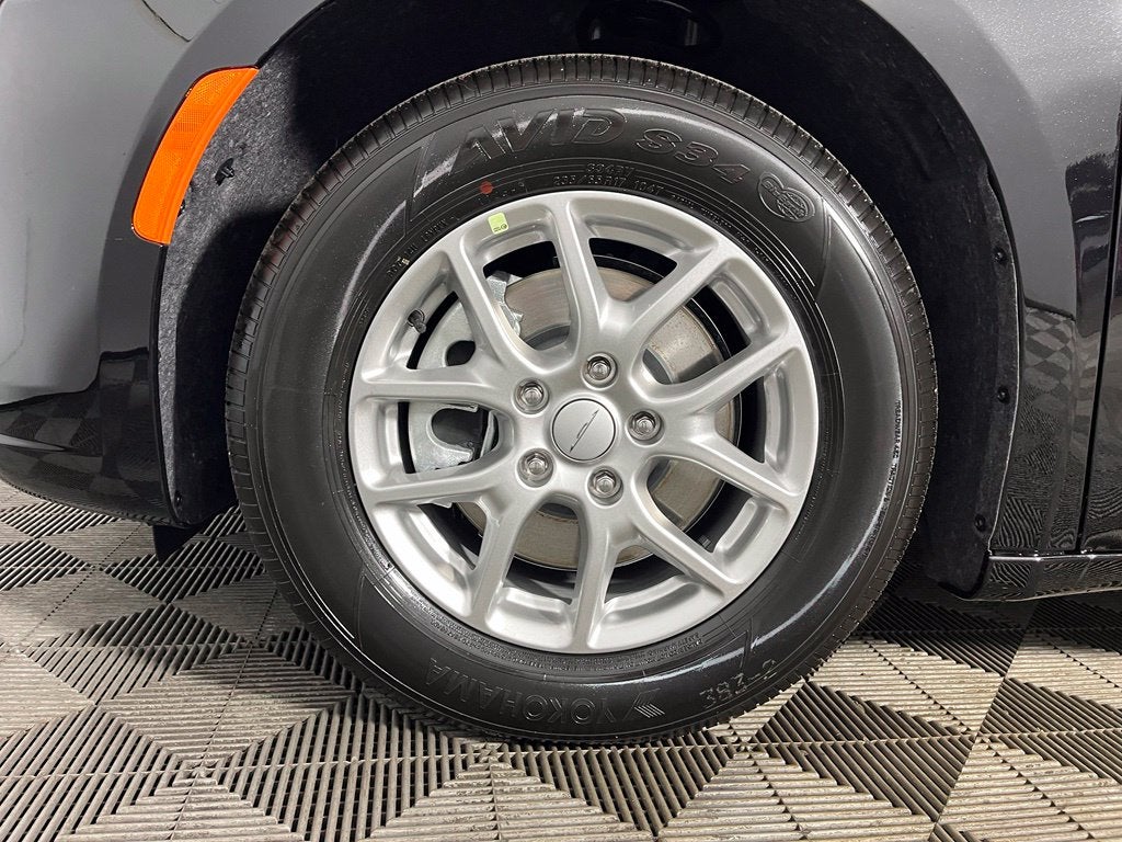 2027 Chrysler Pacifica PACIFICA SELECT