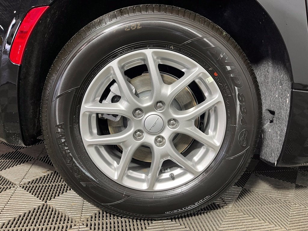 2027 Chrysler Pacifica PACIFICA SELECT