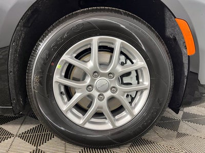 2027 Chrysler Pacifica PACIFICA SELECT