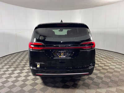 2027 Chrysler Pacifica PACIFICA SELECT