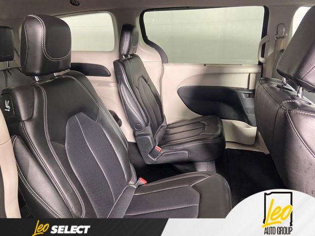 2023 Chrysler Pacifica Touring L - Photo 27