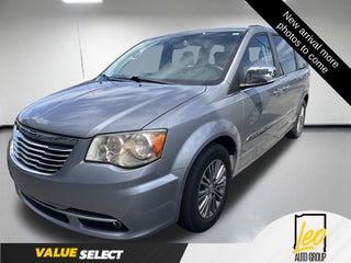 2013 Chrysler Town &amp; Country Touring-L