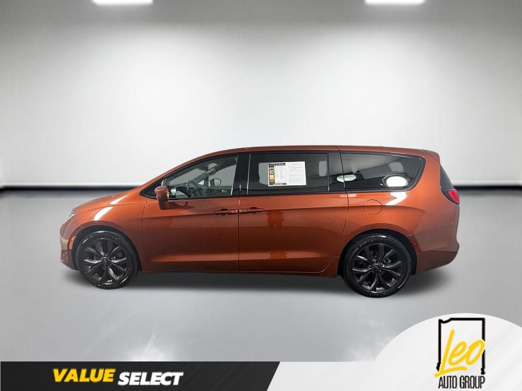 Used 2018 Chrysler Pacifica Touring Plus with VIN 2C4RC1FG8JR198021 for sale in Columbus, IN