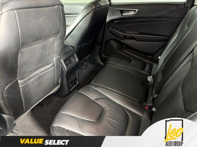 2021 Ford Edge Titanium - Photo 10