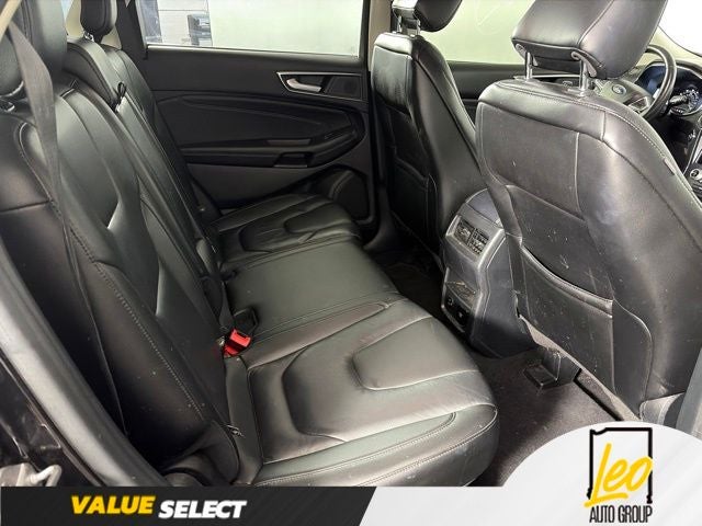 2021 Ford Edge Titanium - Photo 11