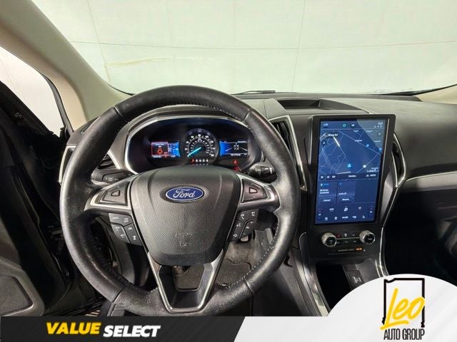 2021 Ford Edge Titanium - Photo 13