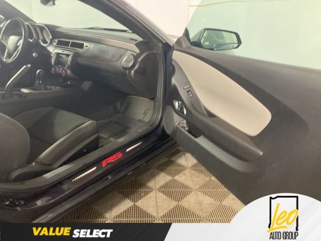 2015 Chevrolet Camaro 1LS - Photo 17