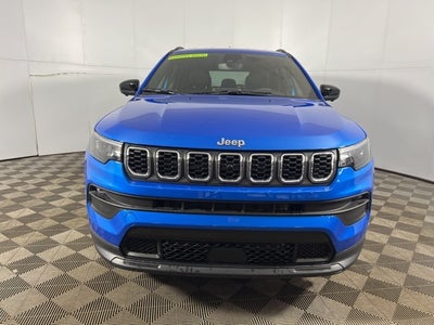 2025 Jeep Compass COMPASS LATITUDE 4X4