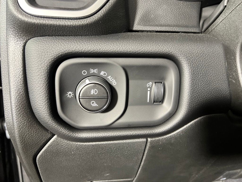 2027 RAM 2500 Big Horn