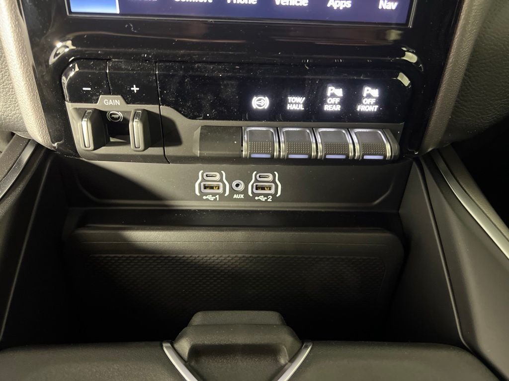 2027 RAM 2500 Big Horn