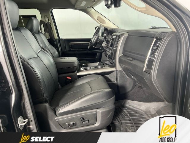 2018 RAM 2500 Laramie Crew Cab 4x4 6'4' Box