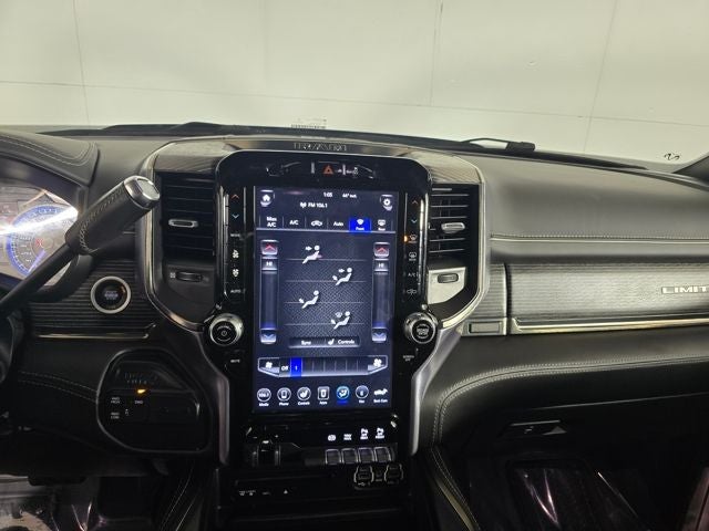 2019 RAM 2500 Limited Crew Cab 4x4 6'4' Box