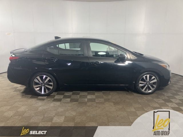 2020 Nissan Versa SR Xtronic CVT