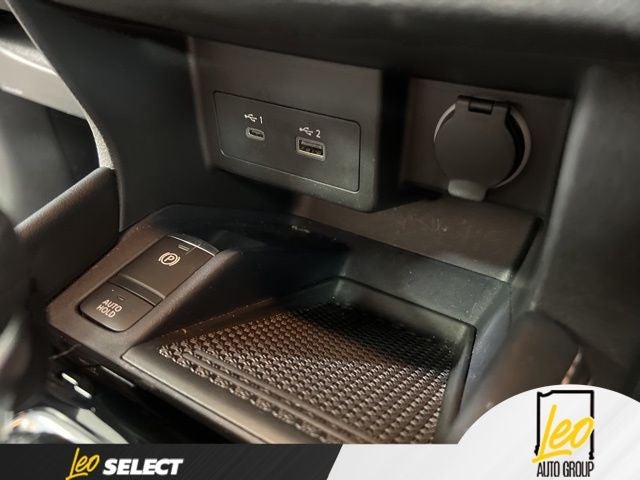 2023 Nissan Kicks SR Xtronic CVT