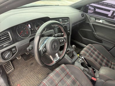 2015 Volkswagen Golf GTI 2.0T S 4-Door