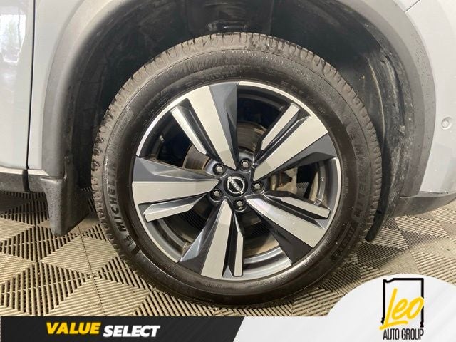 2022 Nissan Rogue SL