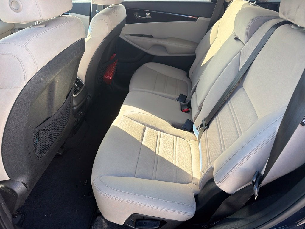 2019 Kia Sorento 3.3L LX