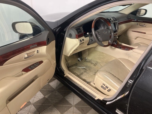 2010 Lexus LS 460 460