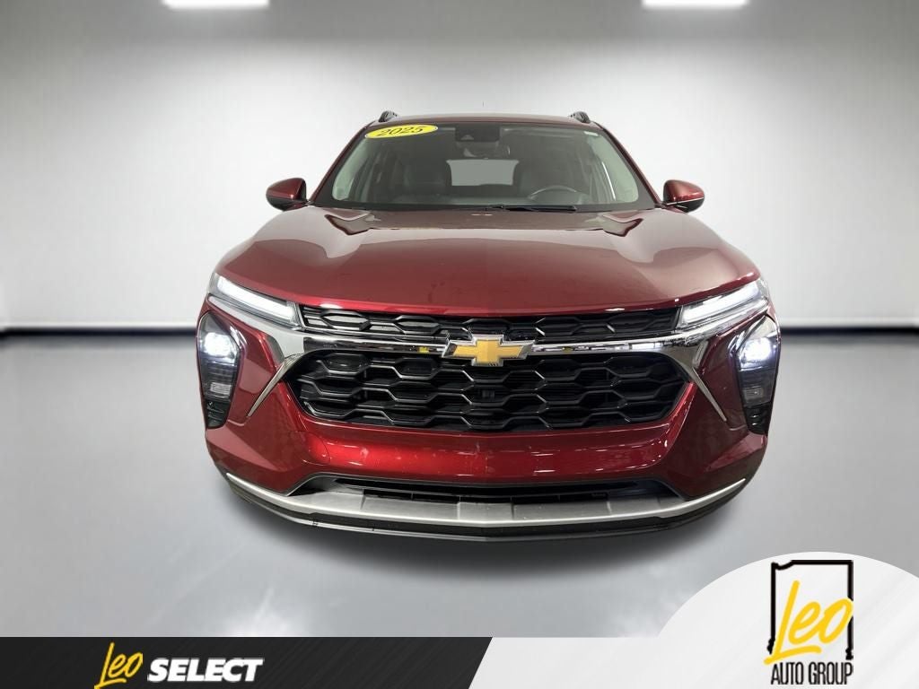 2025 Chevrolet Trax FWD LT