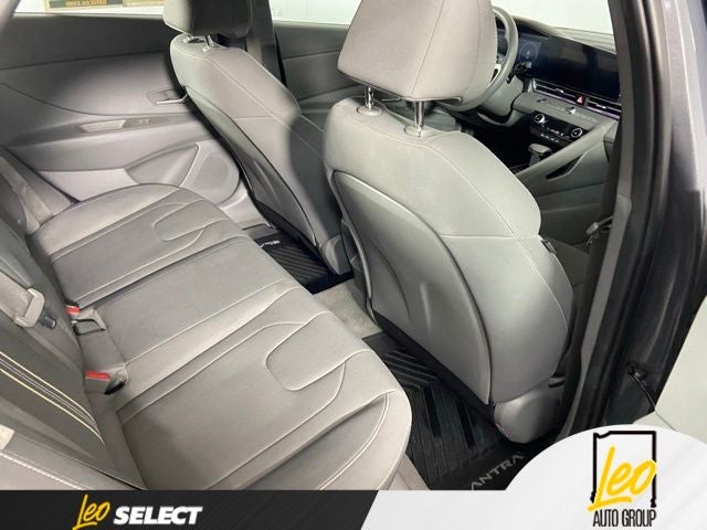 2024 Hyundai Elantra SEL - Photo 21