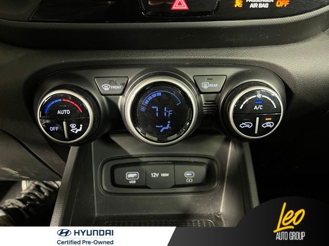 2023 Hyundai Venue SEL - Photo 14