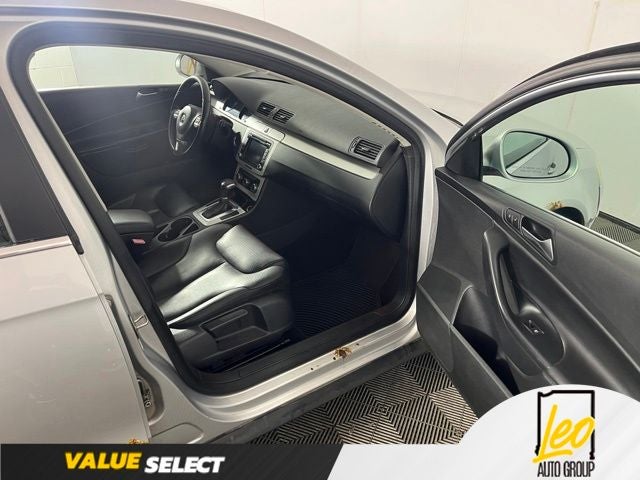 2010 Volkswagen Passat Komfort - Photo 12