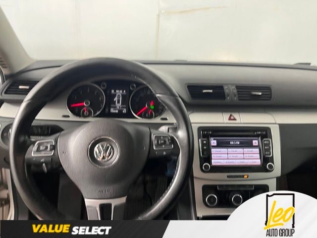 2010 Volkswagen Passat Komfort