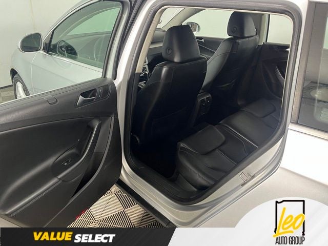 2010 Volkswagen Passat Komfort - Photo 9