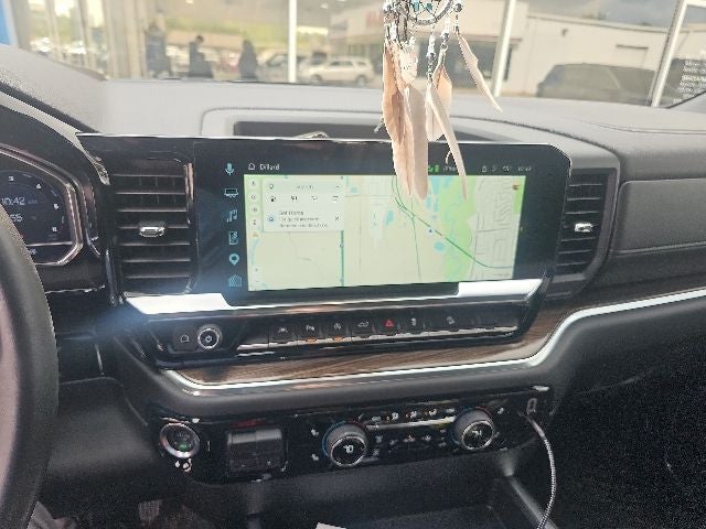 2025 Chevrolet Silverado 1500 LT LT1