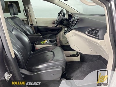 2021 Chrysler Voyager LXI