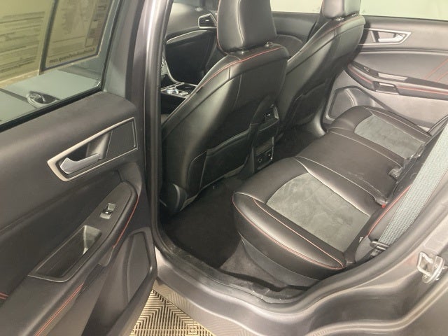 2022 Ford Edge ST Line