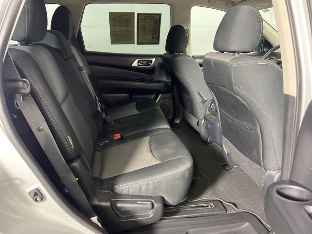 2019 Nissan Pathfinder SV