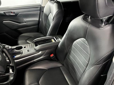 2020 Toyota Highlander Hybrid XLE