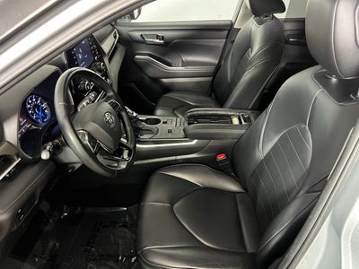 2020 Toyota Highlander Hybrid XLE