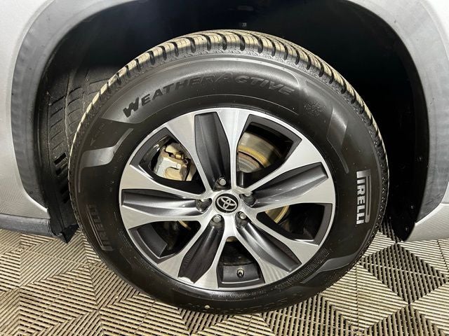 2020 Toyota Highlander Hybrid XLE