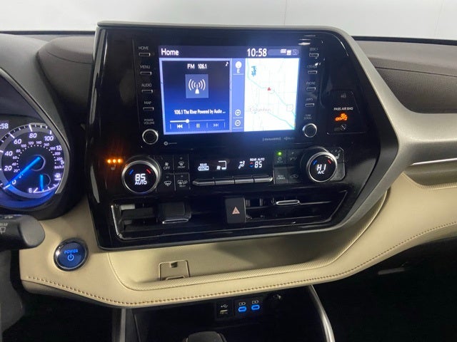 2022 Toyota Highlander Hybrid XLE