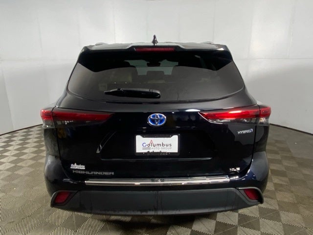 2022 Toyota Highlander Hybrid XLE