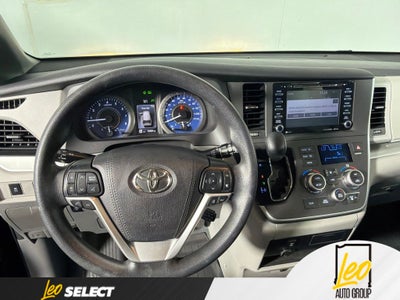 2020 Toyota Sienna LE 8 Passenger