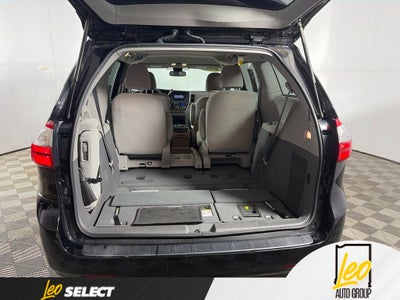 2020 Toyota Sienna LE 8 Passenger