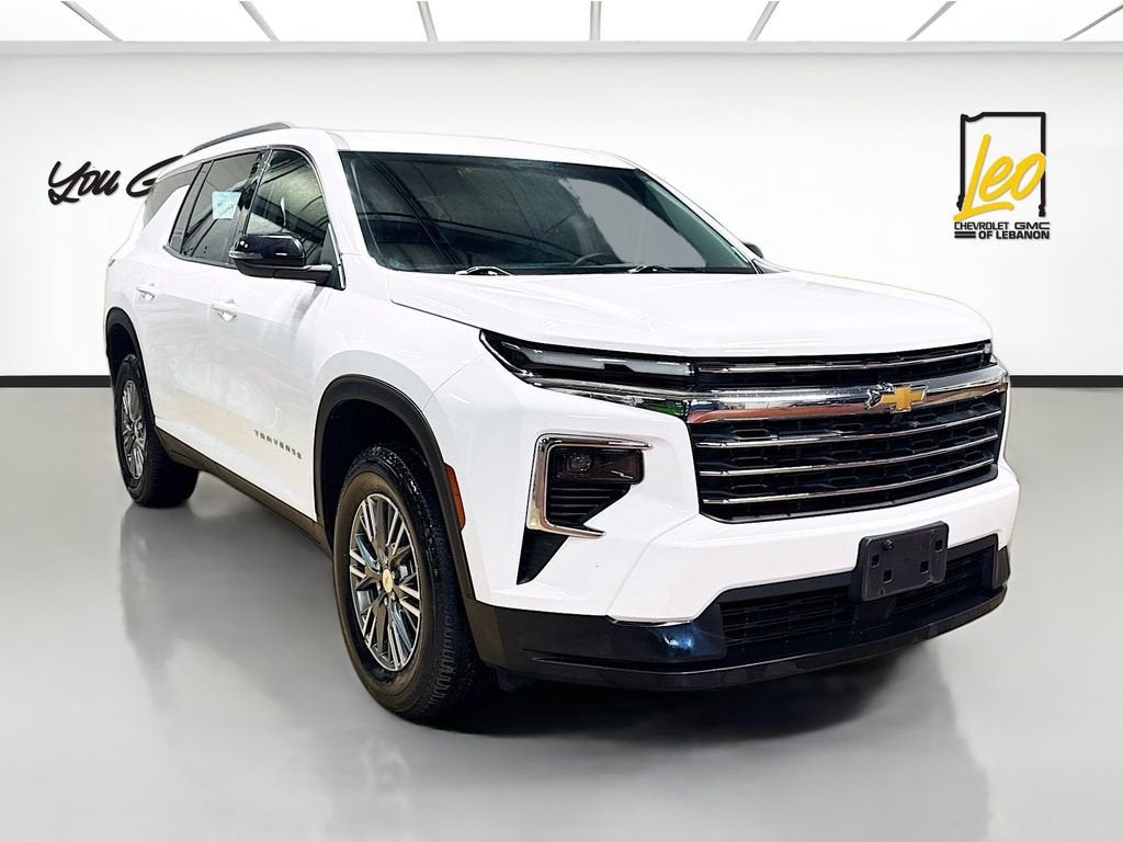 2025 Chevrolet Traverse LT