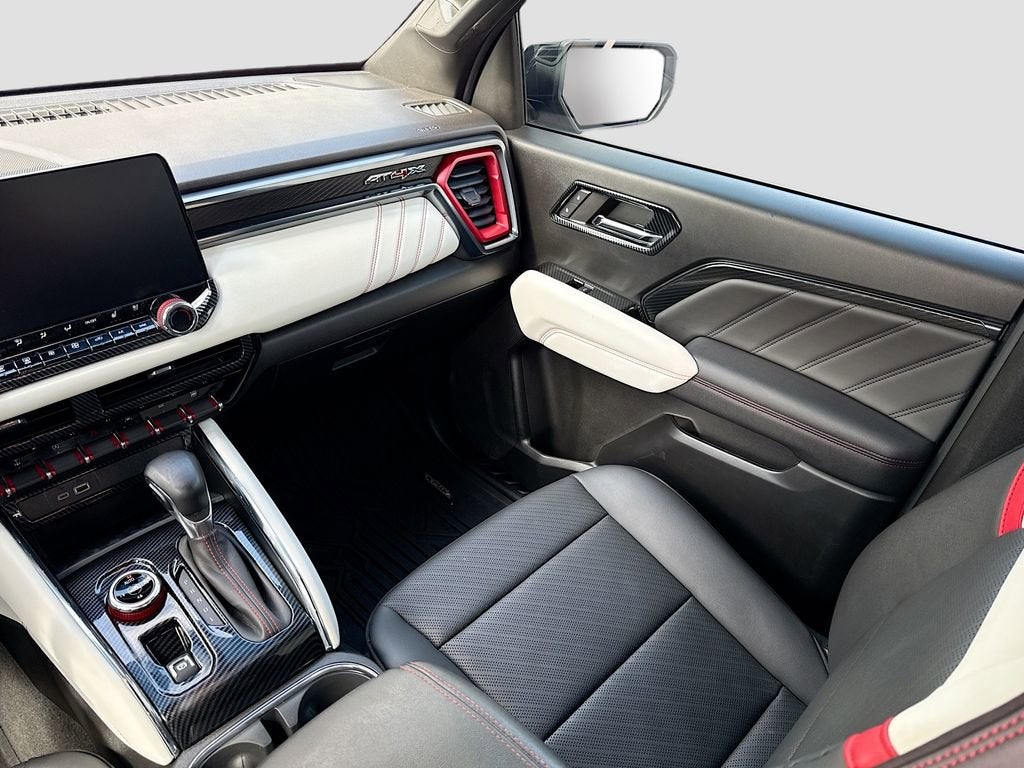 2024 GMC Canyon AT4X