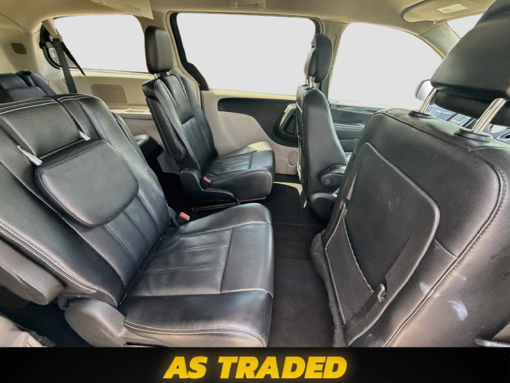 2015 Chrysler Town & Country Touring