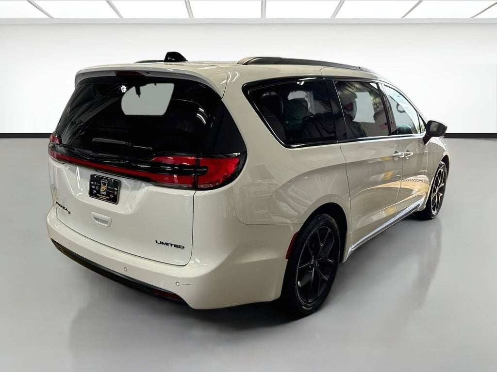 2025 Chrysler Pacifica Limited