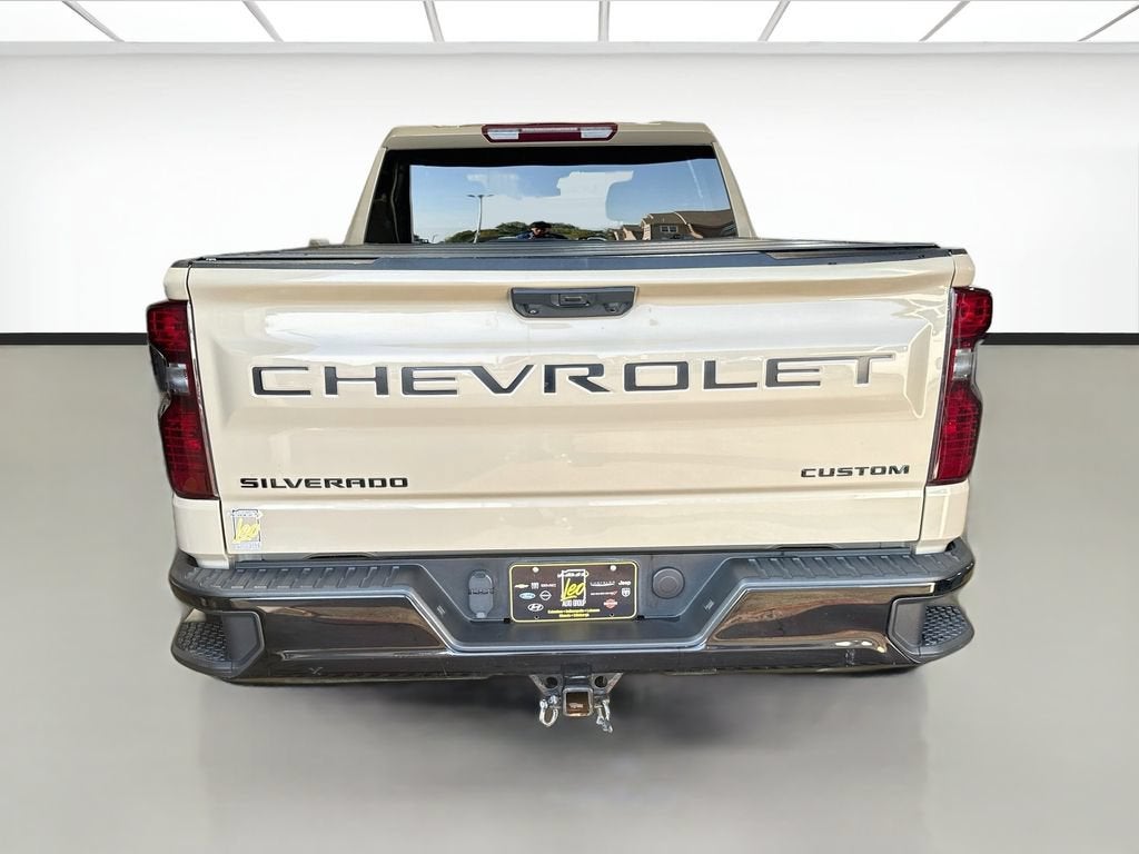 2022 Chevrolet Silverado 1500 Custom Trail Boss