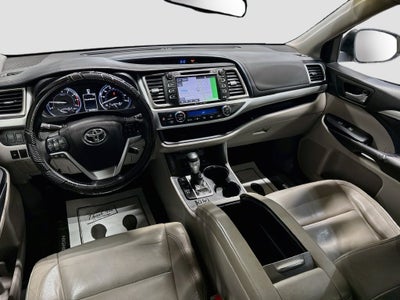 2016 Toyota Highlander XLE V6