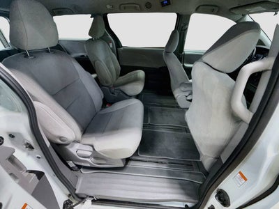 2020 Toyota Sienna L