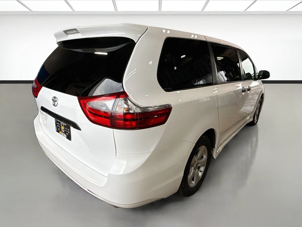 2020 Toyota Sienna L