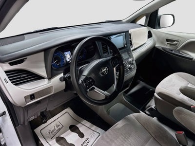 2020 Toyota Sienna L