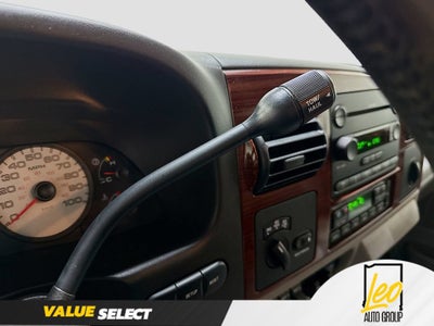 2006 Ford Super Duty F-350 DRW XL