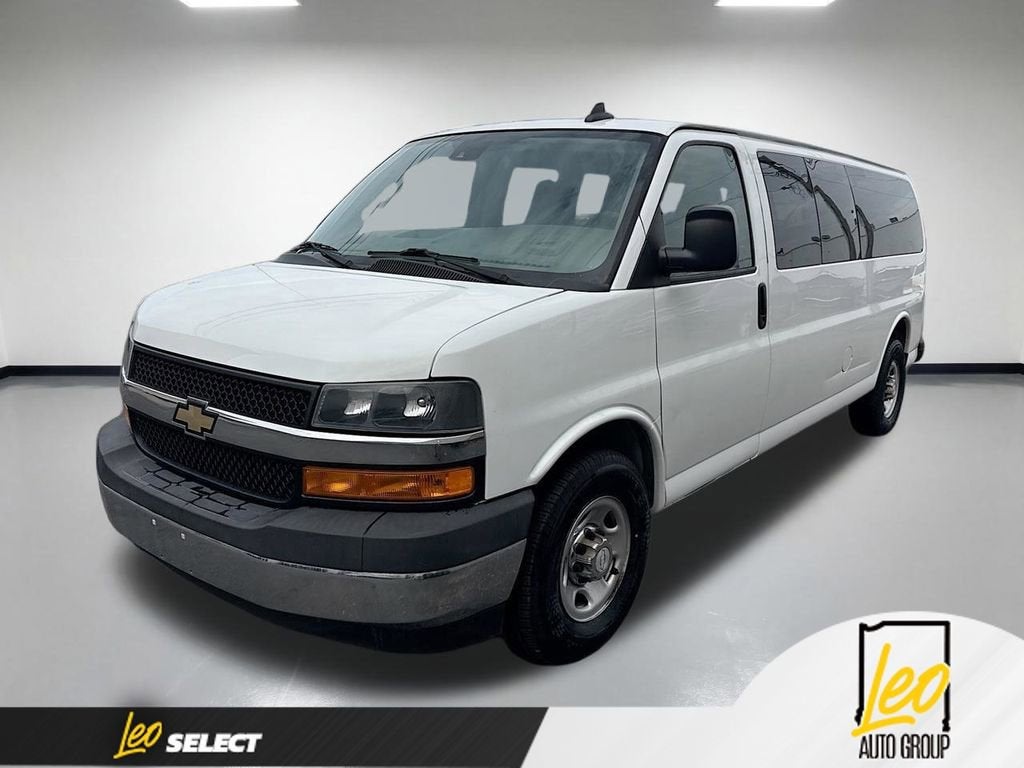 2019 Chevrolet Express Passenger 3500 LT